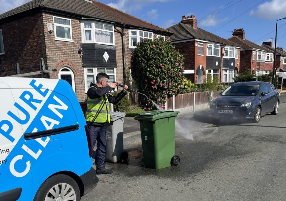 Top 5 Benefits of Regular Bin Cleaning for Your Home and Business